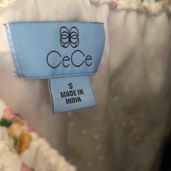 CECE Floral Eyelet Off-Shoulder Oversized Women's Top LIKE NEW - Picture 5 of 5